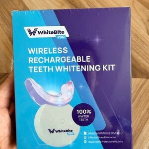 WhiteBite Pro Wireless Rechargeable Teeth Whitening Kit - Blue/Purple